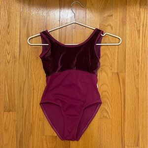 Yumiko Kids Anna Duo Size 12. Hardly worn like new with full front lining